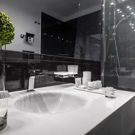 Ξενοδοχείο Lhp River &