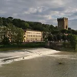 Lhp River & 5*