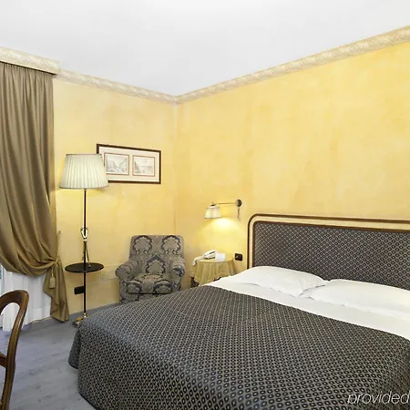 Hotel Lhp River & 5*