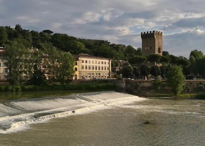 Lhp River & 5*