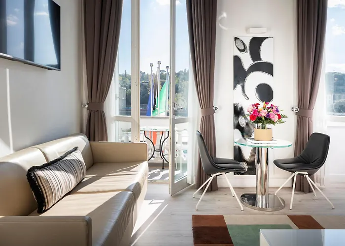 Lhp River & Florença